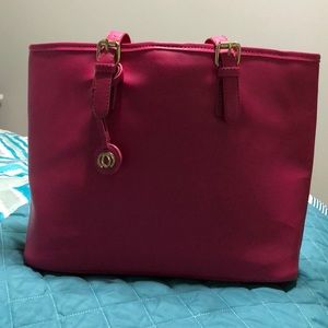 Payless tote pocket book.